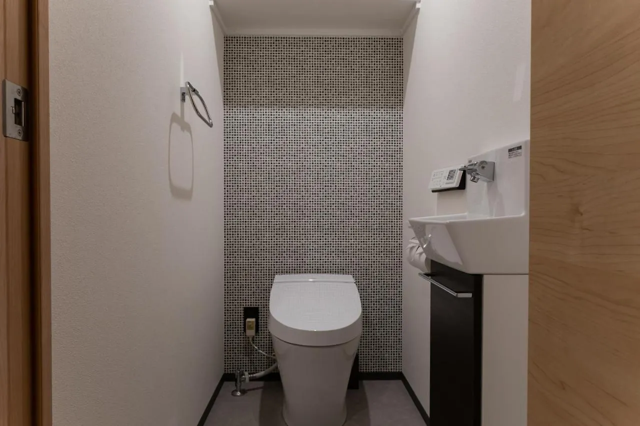 Stay In Yebisu Ōsaka 0*,  Japon